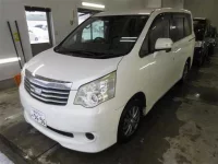 Toyota NOAH лот № 4088 оценка R  с аукциона в Японии 4