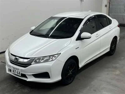Honda GRACE  с аукциона в Японии