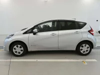 Nissan NOTE лот № 30318 оценка 4  с аукциона в Японии 3