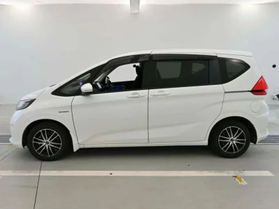 Honda FREED  с аукциона в Японии