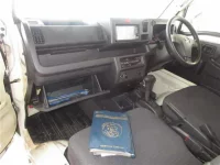 Daihatsu HIJET TRUCK лот № 2002 оценка 3  с аукциона в Японии 2