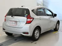 Nissan NOTE лот № 30324 оценка 3.5  с аукциона в Японии 1