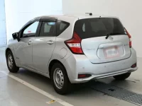 Nissan NOTE лот № 30324 оценка 3.5  с аукциона в Японии 5