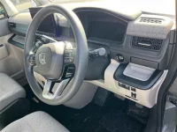 Honda STEP WAGON лот № 70116 оценка 4  с аукциона в Японии 2