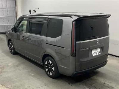 Honda STEP WAGON  с аукциона в Японии