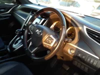 Toyota HARRIER лот № 33379 оценка 4  с аукциона в Японии 8