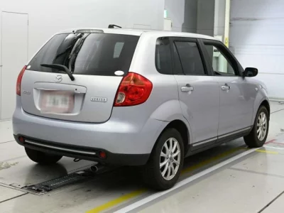 Mazda VERISA