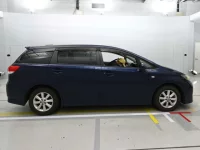 Toyota WISH лот № 90497 оценка R  с аукциона в Японии 2