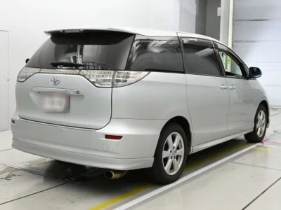 Toyota ESTIMA HYBRID