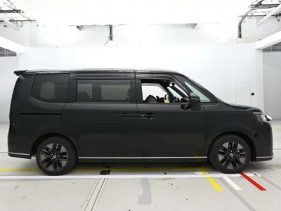 Honda STEP WAGON  с аукциона в Японии