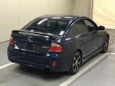 Subaru LEGACY B4