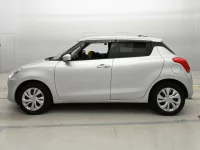 Suzuki SWIFT лот № 30365 оценка 4.5  с аукциона в Японии 3