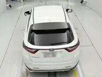 Toyota HARRIER лот № 36476 оценка 4  с аукциона в Японии 7