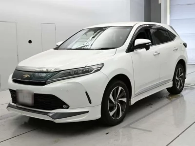 Toyota HARRIER  с аукциона в Японии