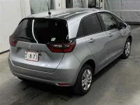 Honda FIT лот № 10177 оценка 3  с аукциона в Японии 4