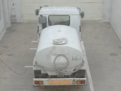 Isuzu FORWARD  с аукциона в Японии