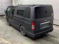 Toyota HIACE VAN лот № 70167 оценка 3.5  с аукциона в Японии 1