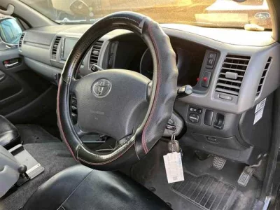 Toyota HIACE VAN  с аукциона в Японии