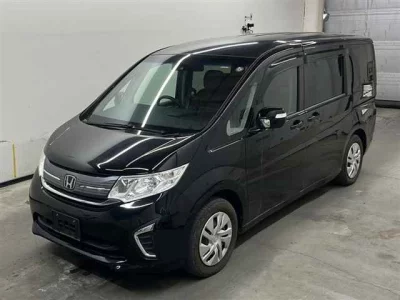 Honda STEP WAGON  с аукциона в Японии