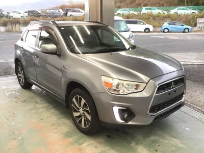 Mitsubishi RVR