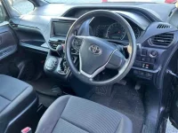 Toyota NOAH лот № 70184 оценка R  с аукциона в Японии 2