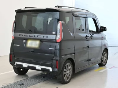 Mitsubishi DELICA MINI