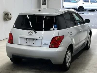 Toyota IST