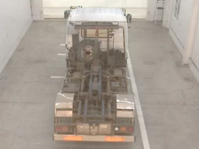 Isuzu FORWARD  с аукциона в Японии