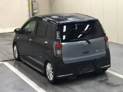 Daihatsu MIRA