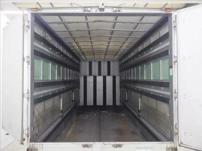 Isuzu FORWARD  с аукциона в Японии