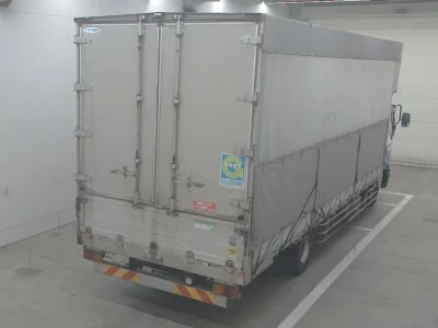 Isuzu FORWARD  с аукциона в Японии