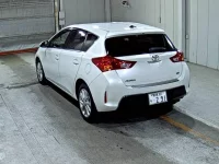 Toyota AURIS лот № 5178 оценка 4  с аукциона в Японии 1