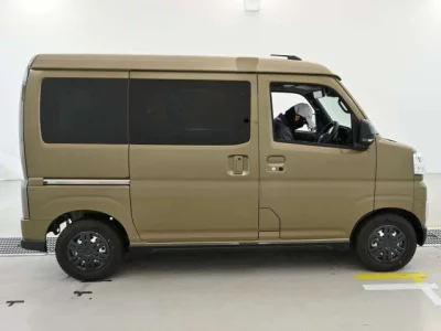 Daihatsu ATRAI VAN