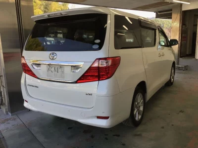 Toyota ALPHARD  с аукциона в Японии