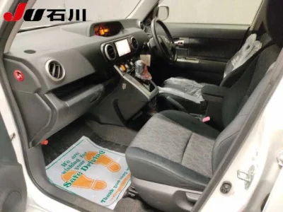 Toyota COROLLA RUMION