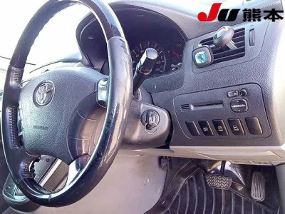 Toyota ALPHARD  с аукциона в Японии