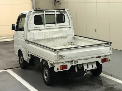 Nissan CLIPPER TRUCK