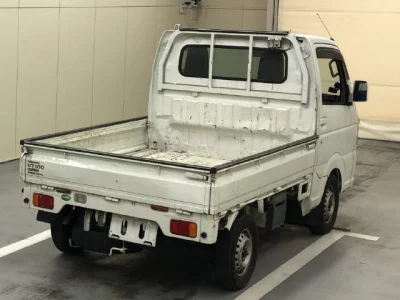 Nissan CLIPPER TRUCK