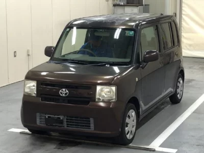 Toyota PIXIS SPACE