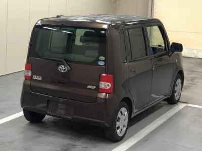 Toyota PIXIS SPACE