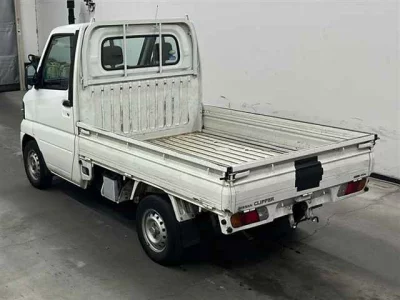 Nissan CLIPPER TRUCK