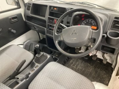 Mitsubishi MINICAB TRUCK