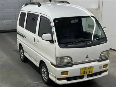 Mitsubishi MINICAB VAN