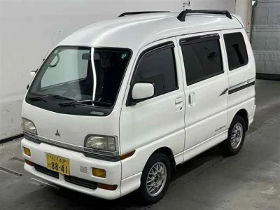 Mitsubishi MINICAB VAN