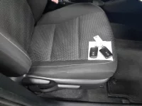 Toyota AURIS лот № 30525 оценка 4  с аукциона в Японии 9