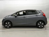 Honda FIT лот № 30526 оценка 3  с аукциона в Японии 3