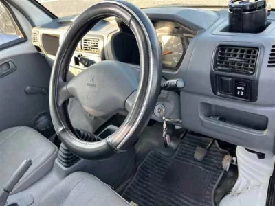 Mitsubishi MINICAB TRUCK