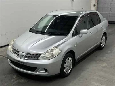 Nissan TIIDA LATIO