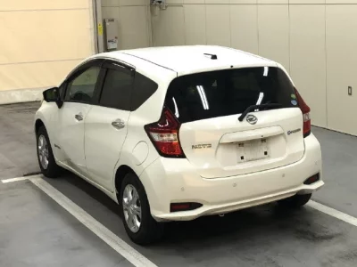 Nissan NOTE  с аукциона в Японии