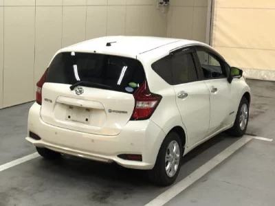 Nissan NOTE  с аукциона в Японии